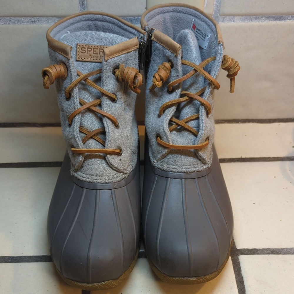 Sperry Women's Saltwater Emboss Wool Boots 9 Wide